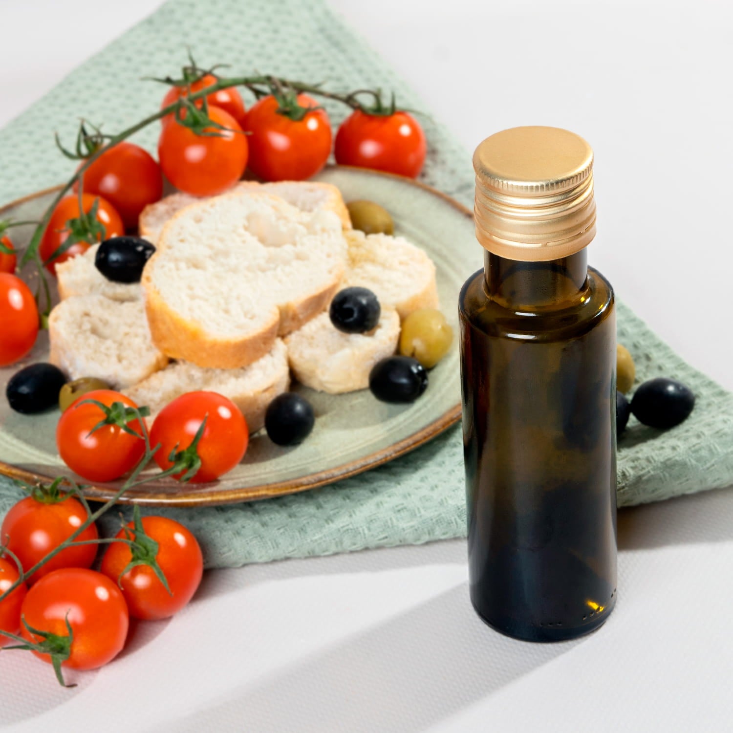 15x 100ml Glasflaschen mit Ausgießer & Schraubverschluss