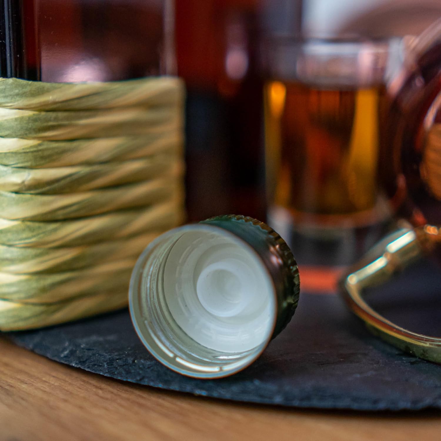 15x 100ml Glasflaschen mit Ausgießer & Schraubverschluss