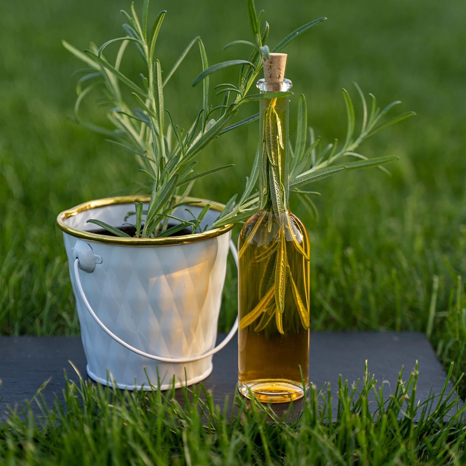 6x 100ml Glasflaschen Set mit Naturkorken – Kleine Flaschen für Likör, Öl & Gastgeschenke